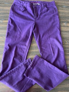 Straight Leg Women’s Jeans in Vibrant Purple - Unbranded